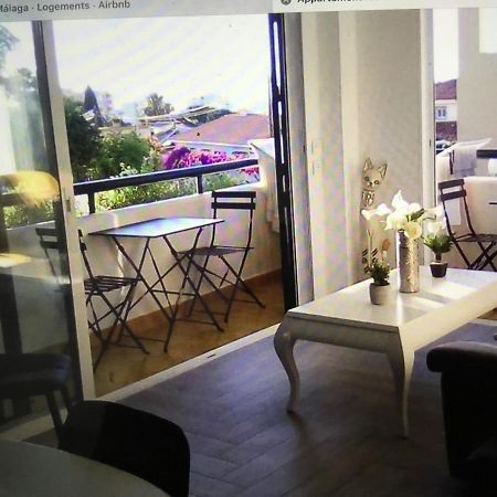 Appartement Moderne Pour 6 Adultes Benalmádena Exterior foto